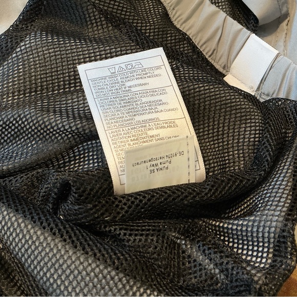 PUMA - Windbreaker NWT - Picture 9 of 12